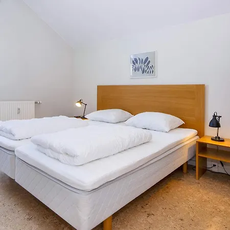 Apartment 6 Person On A In *
